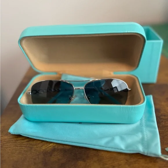 Authentic Tiffany & Co. Aviator Sunglasses w/Case Tiffany & Co. Aviator Sunglasses for Women | eBay main image 4